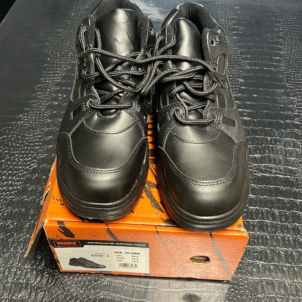 Work By Red Wing Shoes Non Metallic Toe Electrical Hazard size 10.5WW